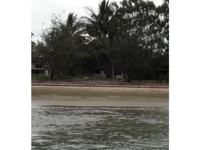 7 Dr John McGree Esplanade, Tannum Sands QLD 4680