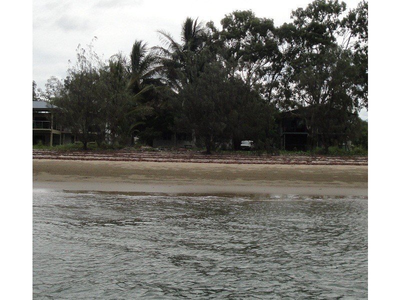 7 Dr John McGree Esplanade, Tannum Sands QLD 4680