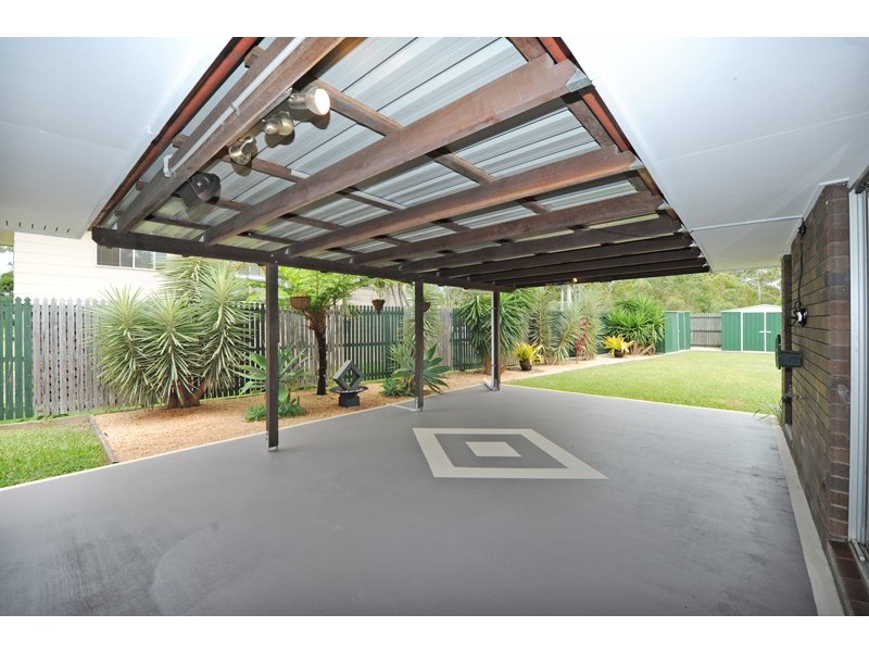 1 Luton Street, Telina QLD 4680