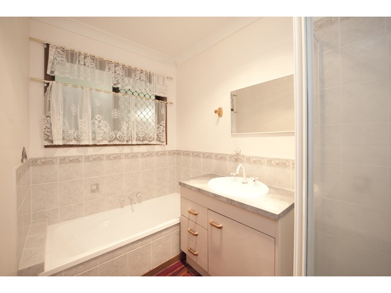 51 Flora Drive, Beecher QLD 4680