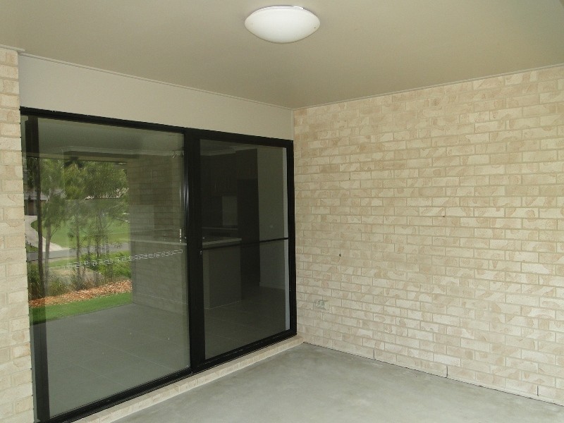 27 Allunga Drive, Glen Eden QLD 4680