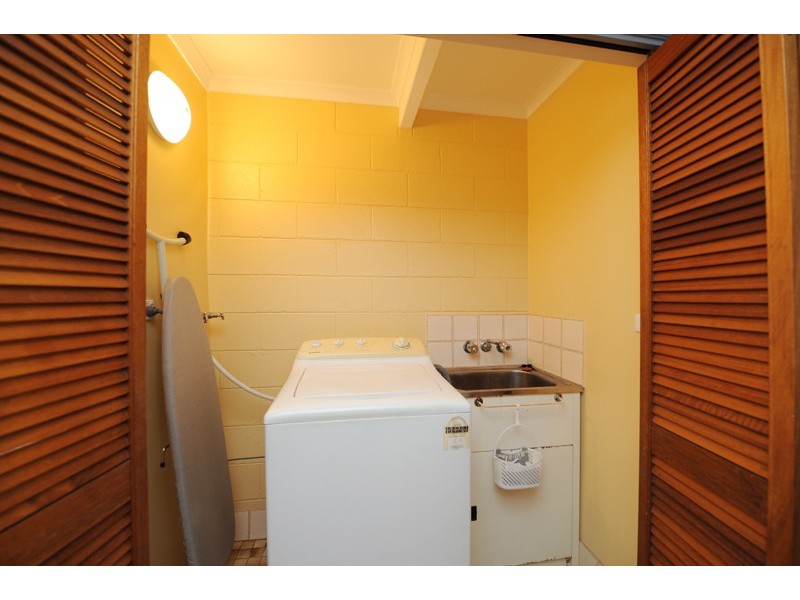 2 / 194 Auckland Street, South Gladstone QLD 4680