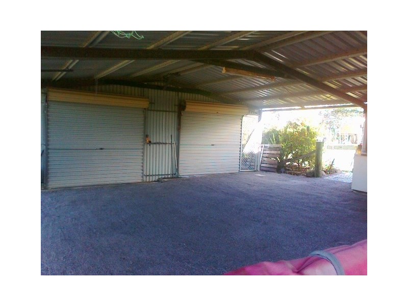 675 The Narrows Road, Mount Larcom QLD 4695