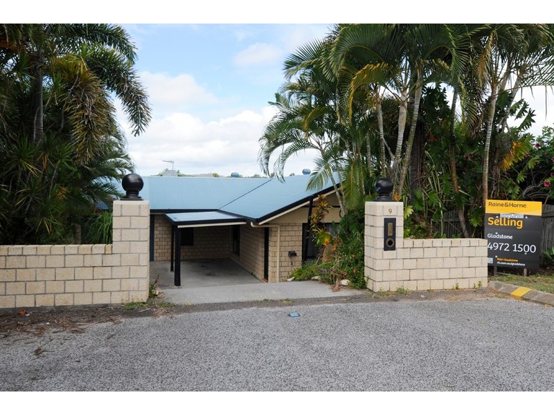 9 Montrose Place, New Auckland QLD 4680