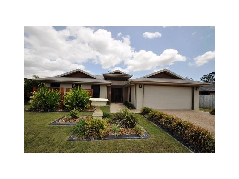 21 Victoria Avenue, Glen Eden QLD 4680