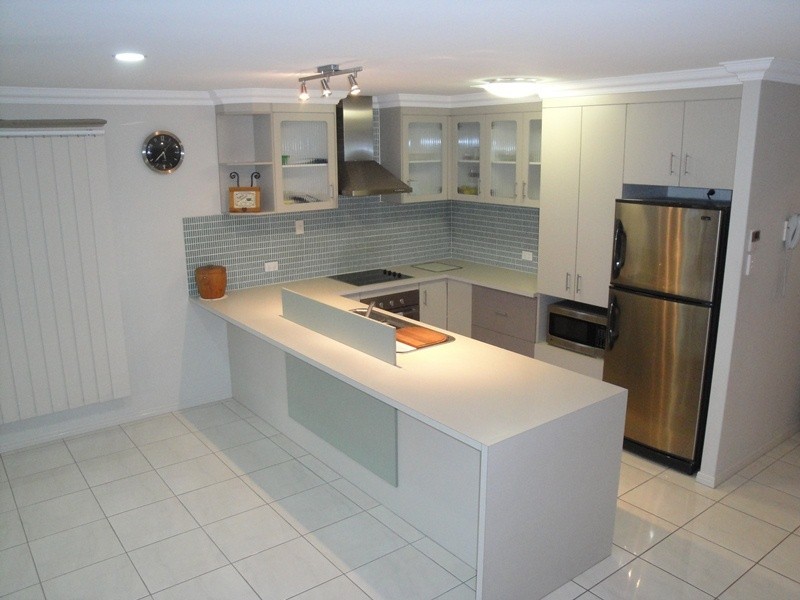 21 Victoria Avenue, Glen Eden QLD 4680