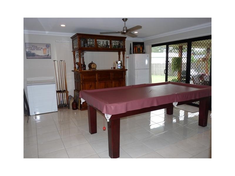 21 Victoria Avenue, Glen Eden QLD 4680