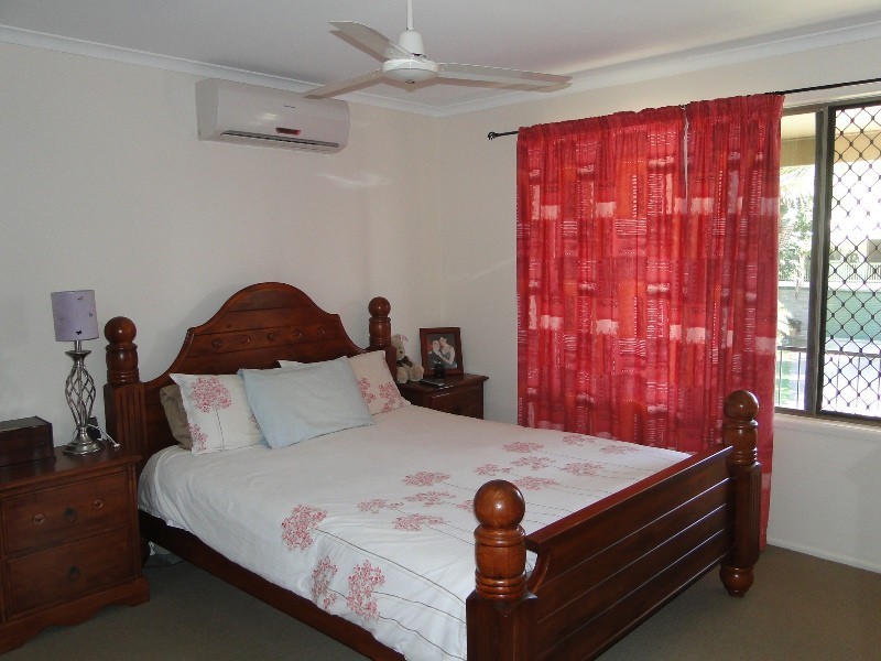 30 Venus Street, Telina QLD 4680