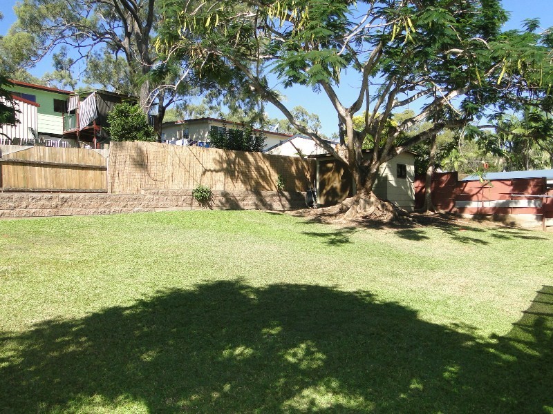 30 Venus Street, Telina QLD 4680