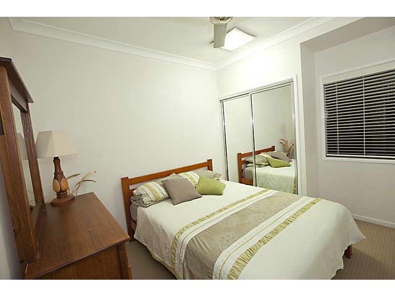 8 Scorpius Place, Telina QLD 4680