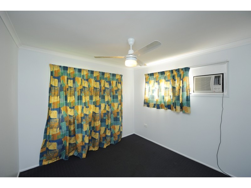 9 Finchley Street, Telina QLD 4680