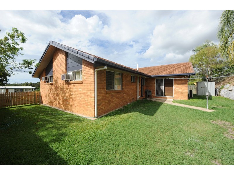 9 Finchley Street, Telina QLD 4680