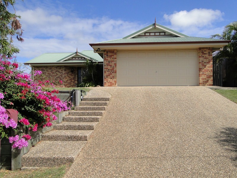 3 Craigmoor Court, New Auckland QLD 4680