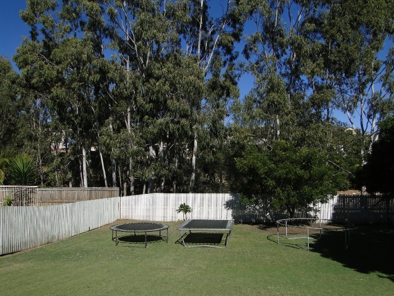 5 Somerset Close, Clinton QLD 4680