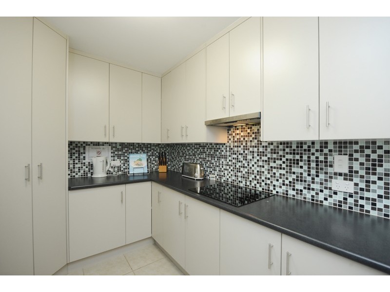 19 Larcom Rise, West Gladstone QLD 4680