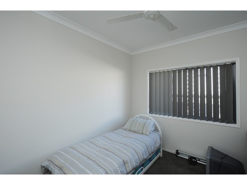 19 Larcom Rise, West Gladstone QLD 4680