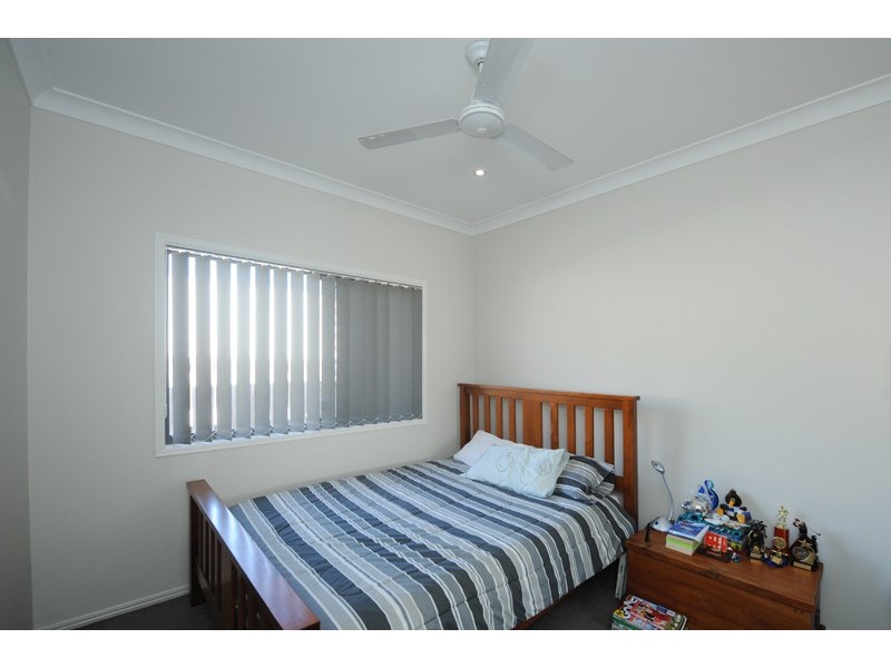 19 Larcom Rise, West Gladstone QLD 4680