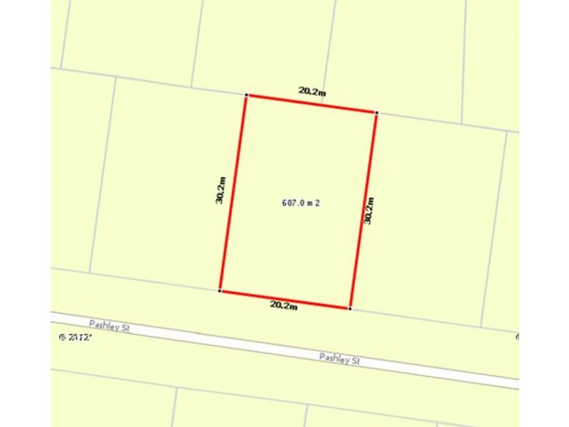 16 Pashley Street, Clinton QLD 4680