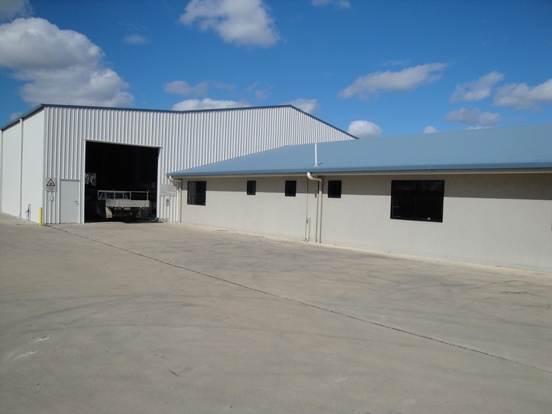 18 Helen Street, Clinton QLD 4680