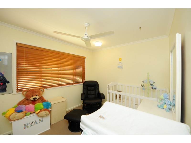 11 Far Street, West Gladstone QLD 4680