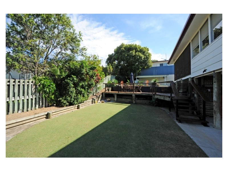 11 Far Street, West Gladstone QLD 4680