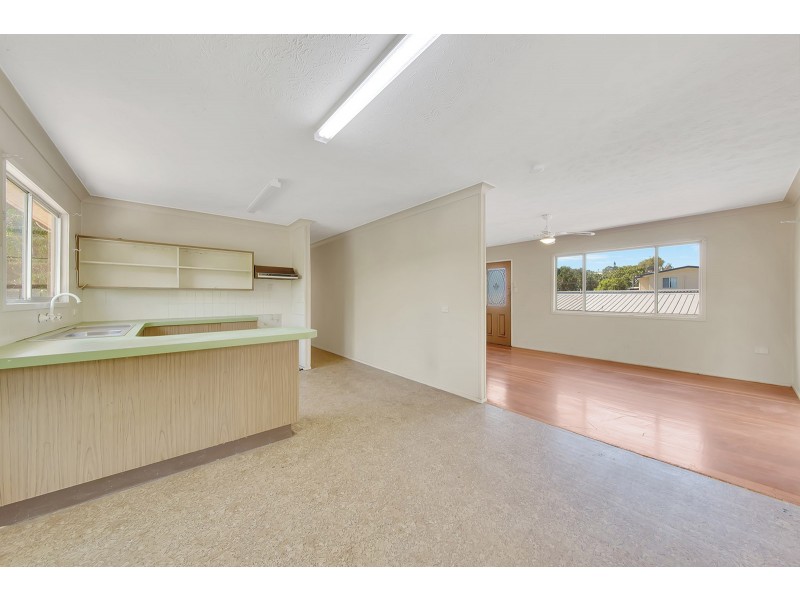 17 Rifle Range Road, Sun Valley QLD 4680