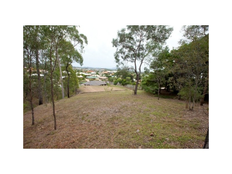 98 Dixon Drive, Telina QLD 4680