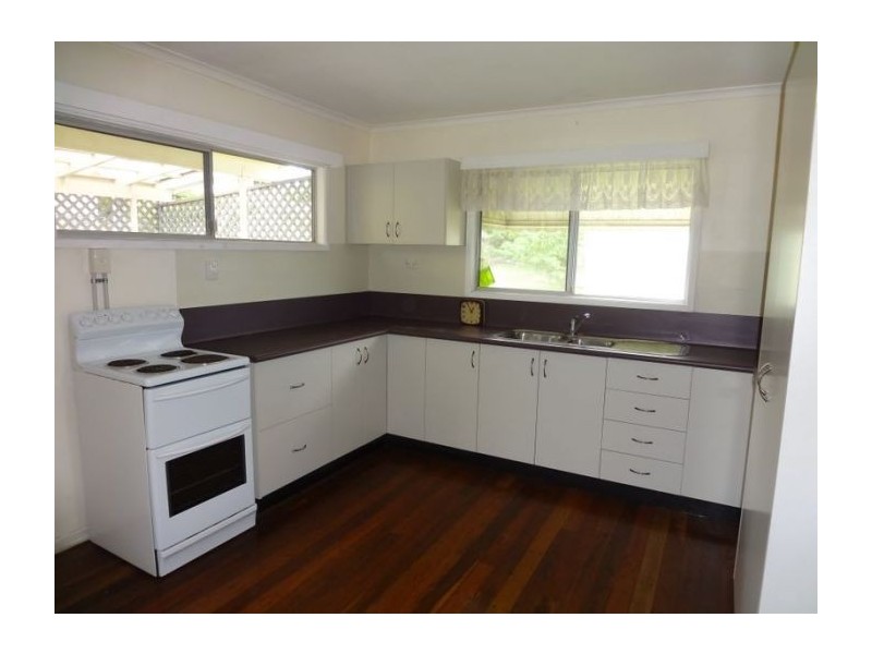 21 Cook Street, West Gladstone QLD 4680