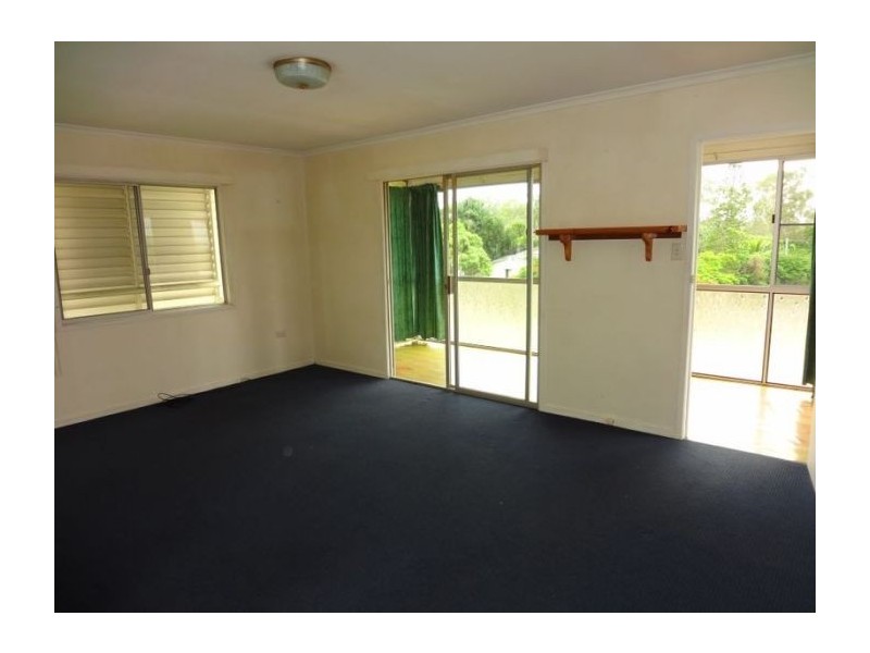 21 Cook Street, West Gladstone QLD 4680