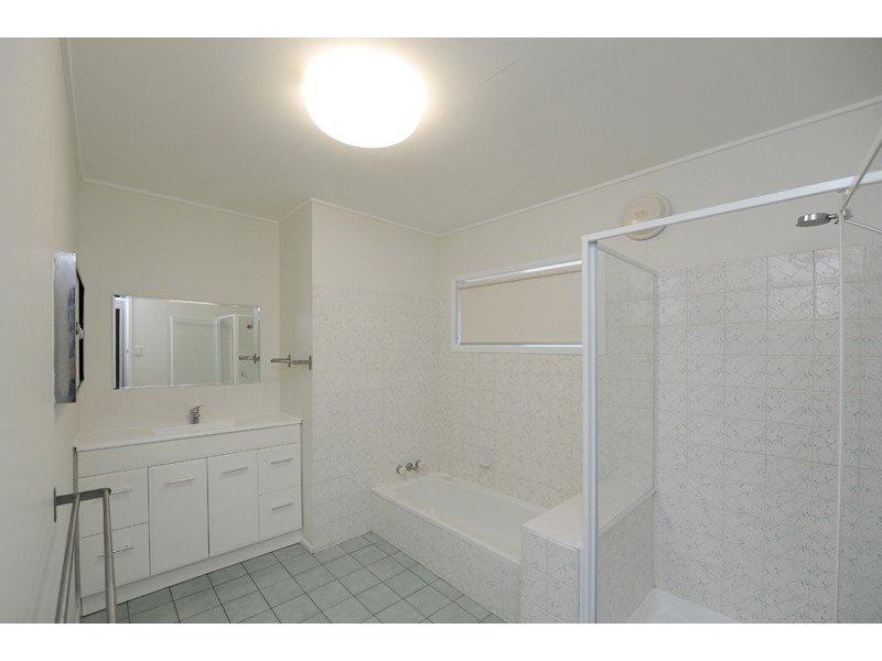 19 Butler Street, New Auckland QLD 4680