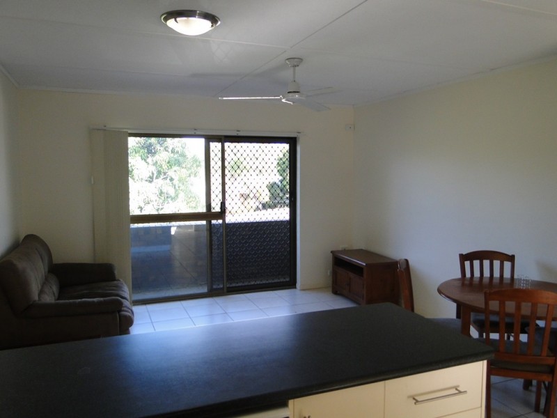 2/35 BUTLER STREET, New Auckland QLD 4680