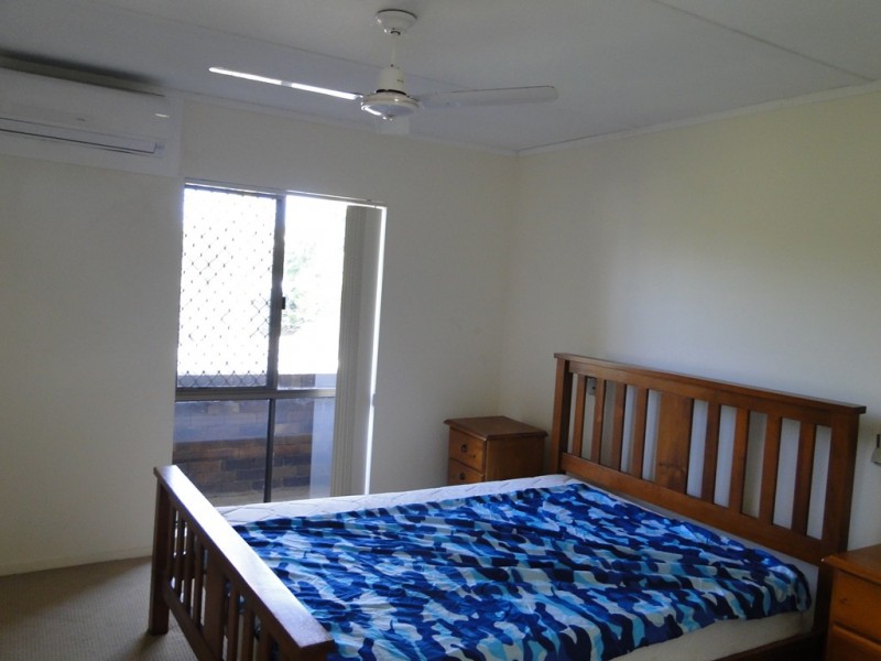 2/35 BUTLER STREET, New Auckland QLD 4680