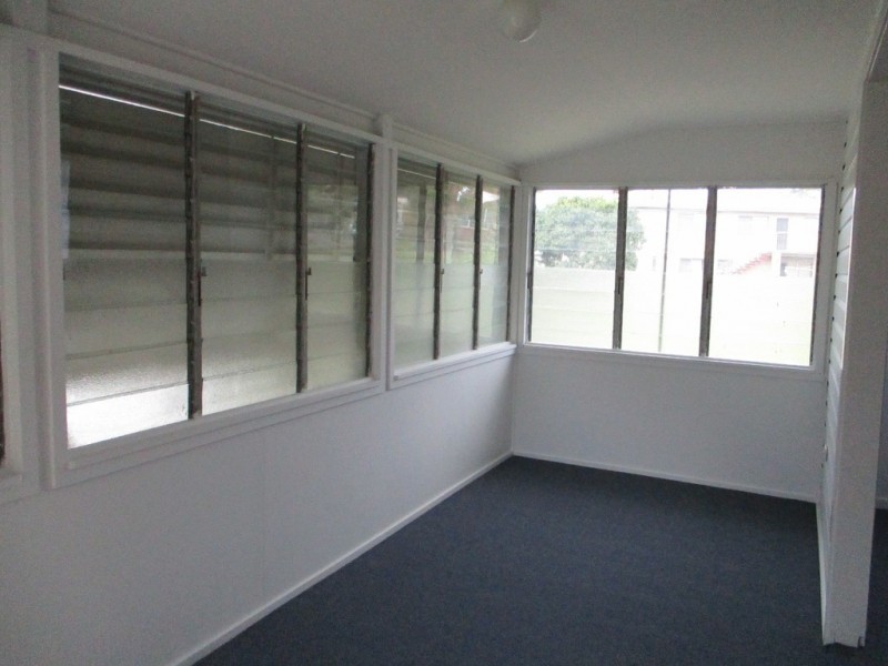 20 LYONS STREET, South Gladstone QLD 4680