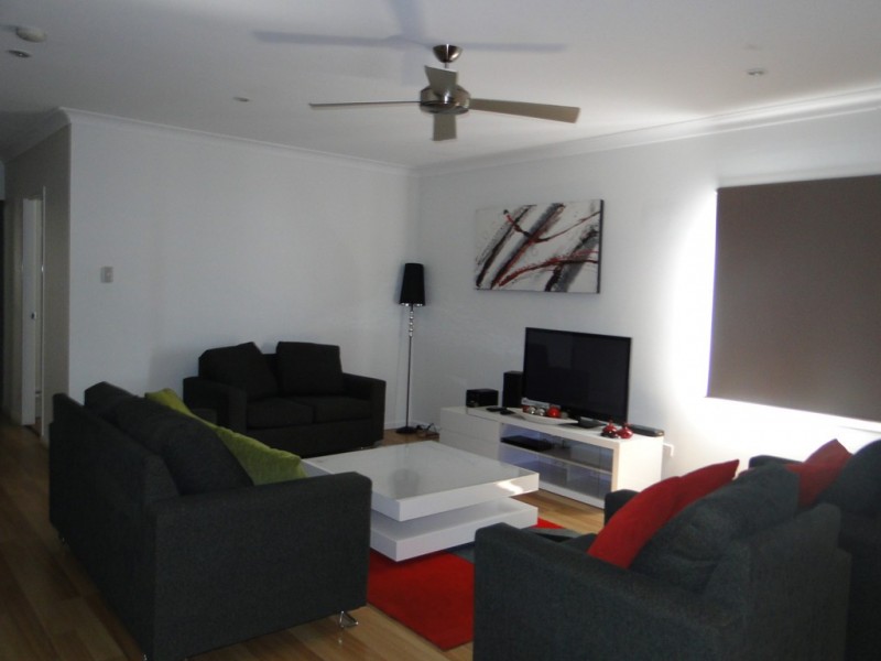 232 GOONDOON STREET, Gladstone QLD 4680