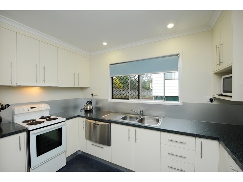 8 Watson Close, South Gladstone QLD 4680