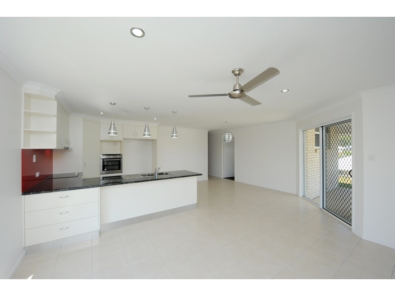 3 Koowin Drive, Kirkwood QLD 4680
