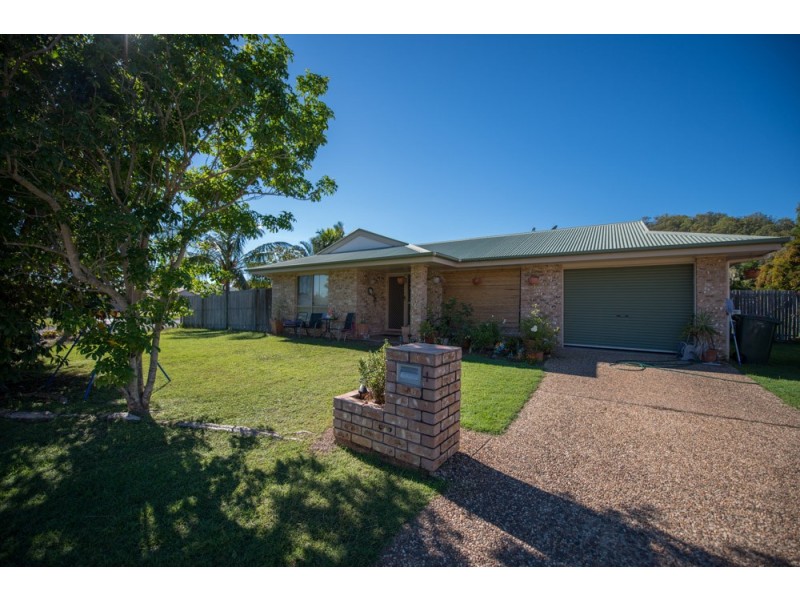 1 Threadingham Place, Telina QLD 4680