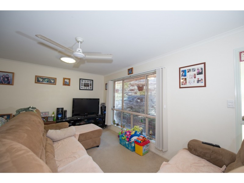 1 Threadingham Place, Telina QLD 4680