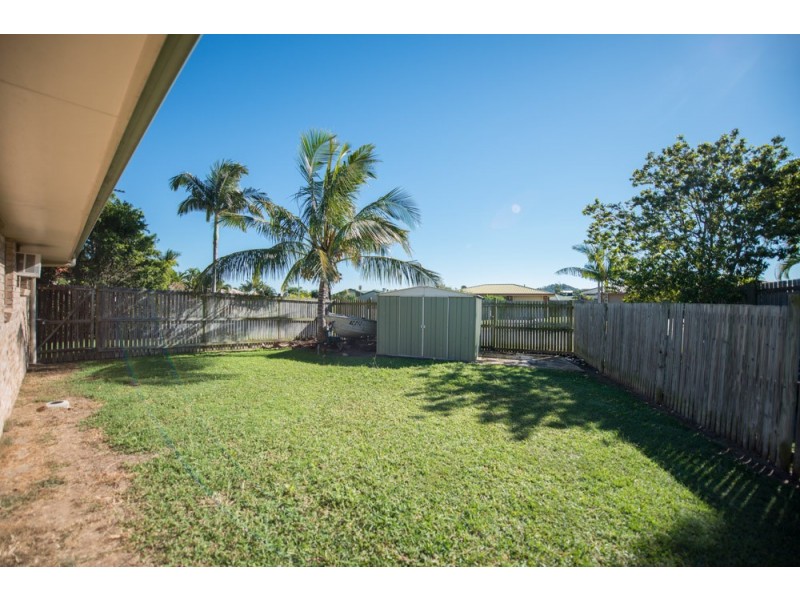 1 Threadingham Place, Telina QLD 4680