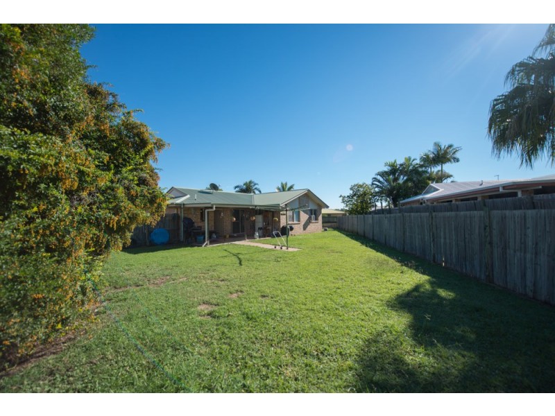 1 Threadingham Place, Telina QLD 4680