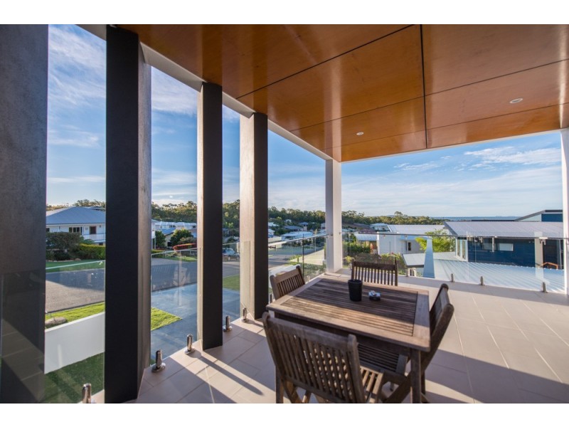 37 Lighthouse Drive, Boyne Island QLD 4680