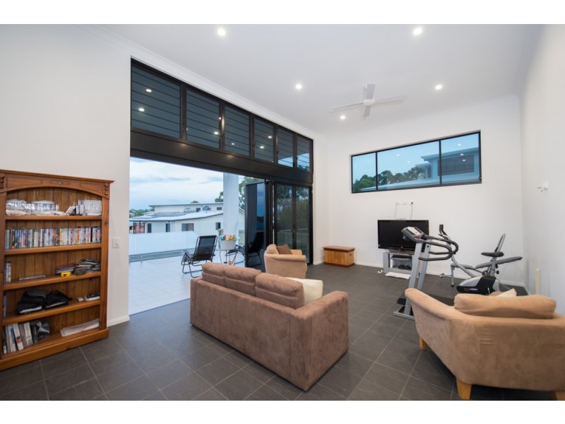37 Lighthouse Drive, Boyne Island QLD 4680