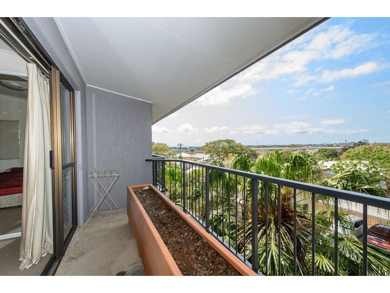 9/83-85 Auckland Street, Gladstone QLD 4680