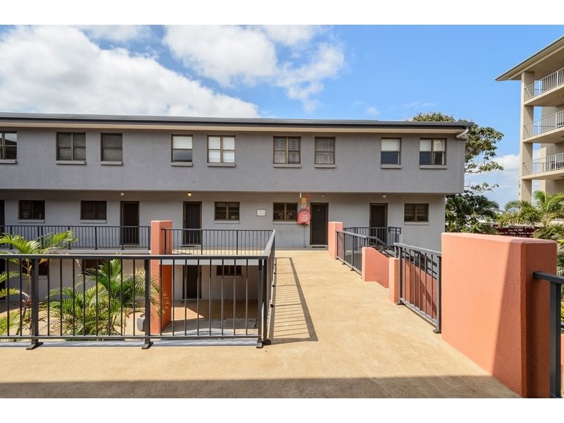 9/83-85 Auckland Street, Gladstone QLD 4680