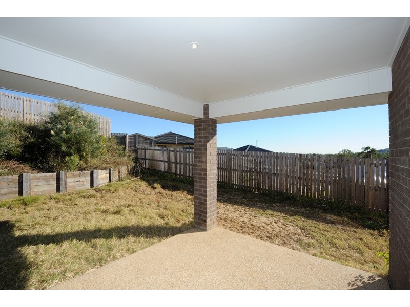 28 Liriope Drive, Kirkwood QLD 4680