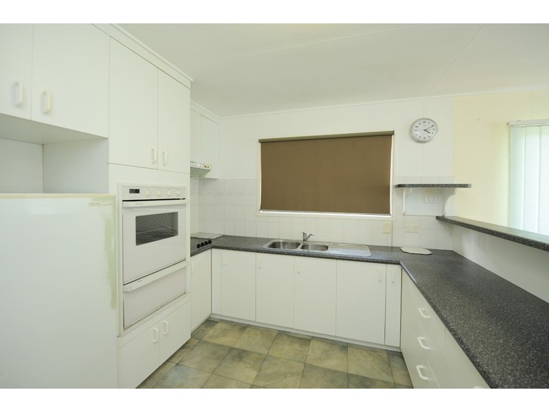 4 Sandpiper Avenue, New Auckland QLD 4680