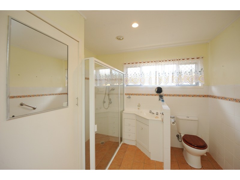 4 Sandpiper Avenue, New Auckland QLD 4680