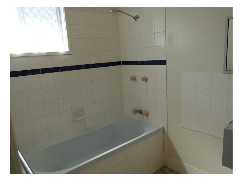 9 Mars Crescent, Telina QLD 4680