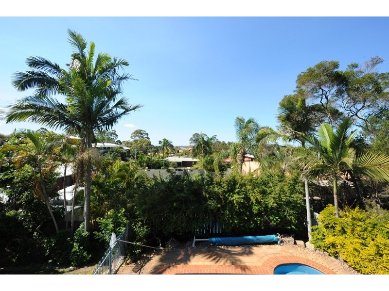 9 Dame Pattie Avenue, Clinton QLD 4680