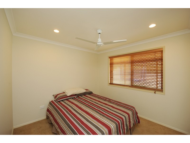 6 Larcom Rise, West Gladstone QLD 4680